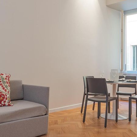 Suite Del Vescovo - By MyhomeinCôme Extérieur photo