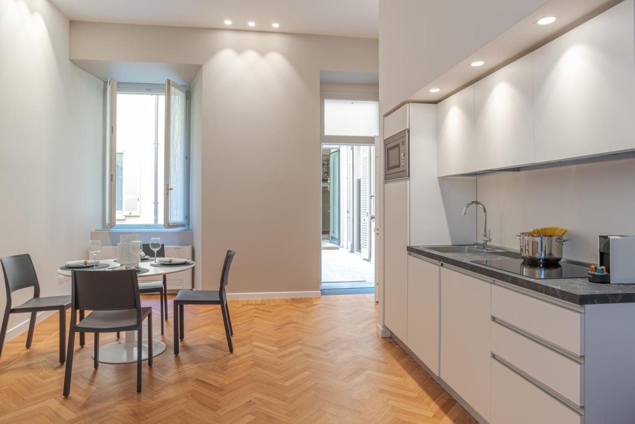 Suite Del Vescovo - By MyhomeinCôme Extérieur photo